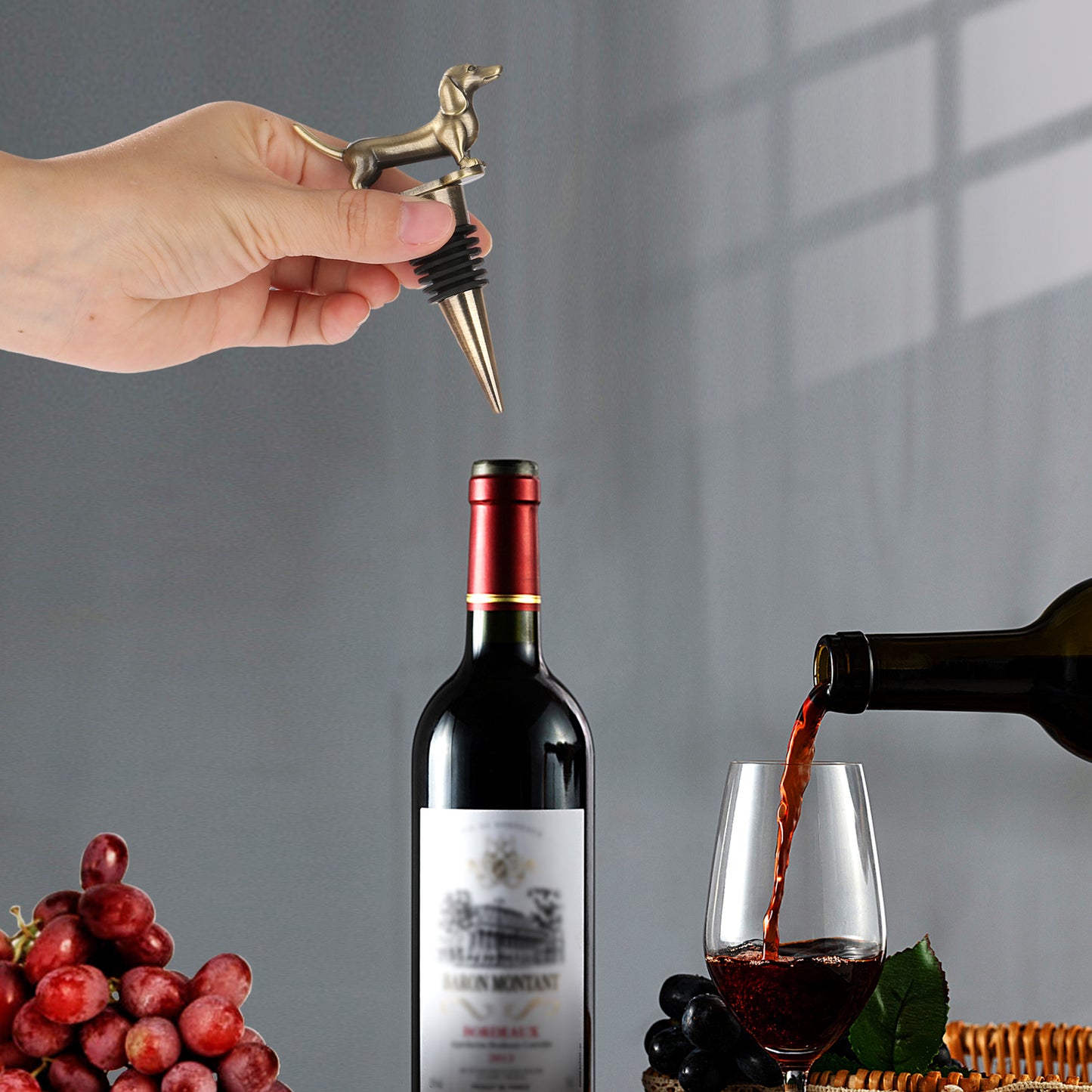Gogetcart Dachshund Dog Wine Stopper – Cute Reusable Bottle Stopper for Wine & Champagne, Gift for Men & Women